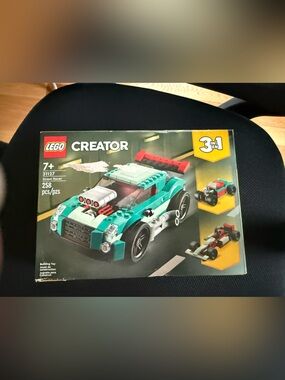 LEGO Creator Teal and Red Sports Car Building Set